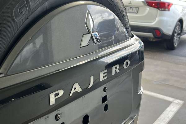 2014 Mitsubishi Pajero GLX-R NW