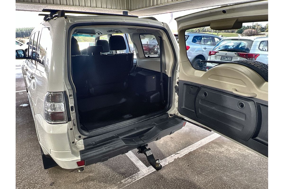 2014 Mitsubishi Pajero GLX-R NW