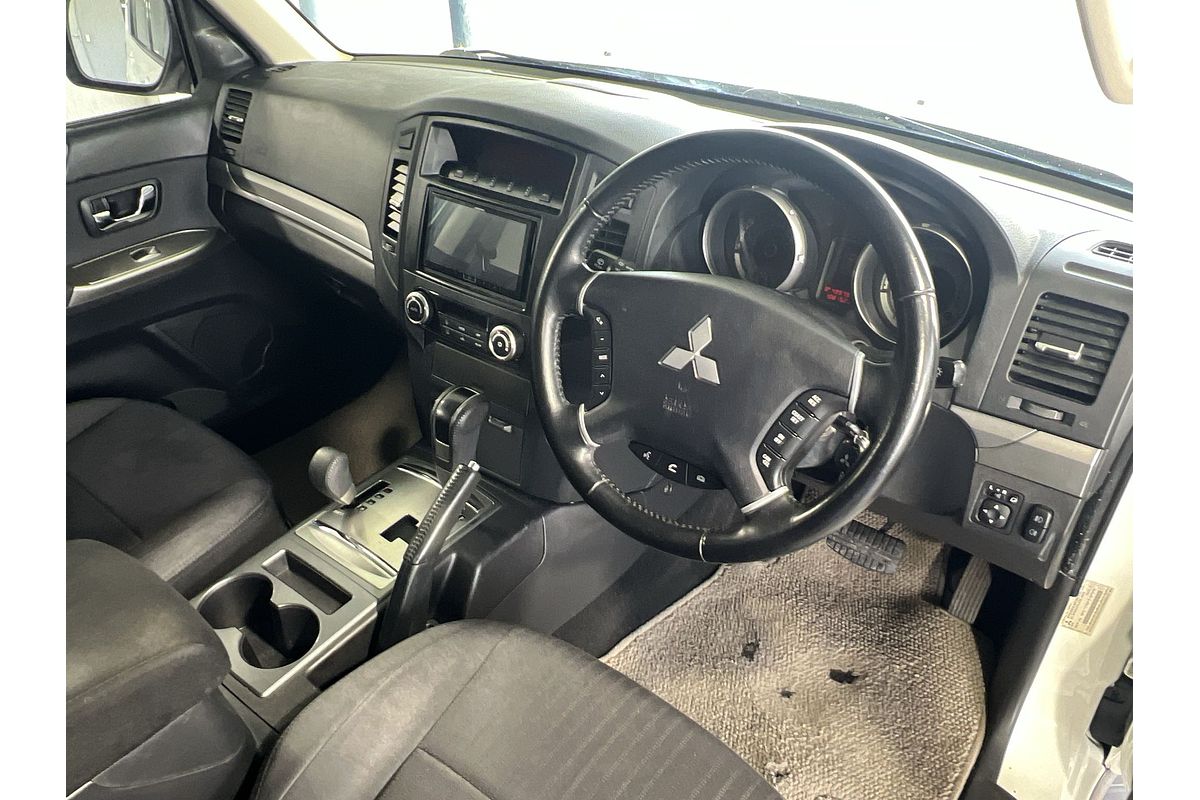 2014 Mitsubishi Pajero GLX-R NW