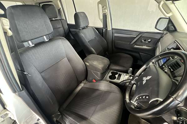 2014 Mitsubishi Pajero GLX-R NW