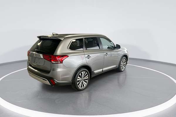 2021 Mitsubishi Outlander LS ZL