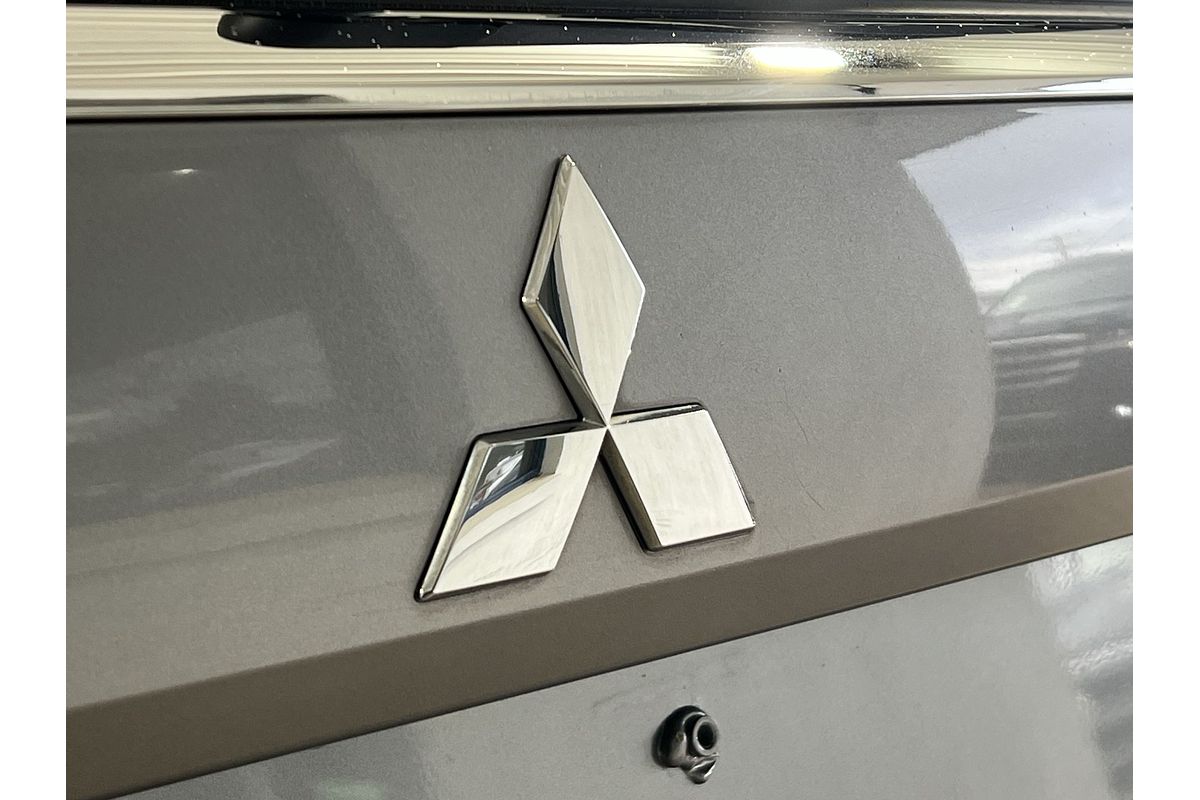 2021 Mitsubishi Outlander LS ZL