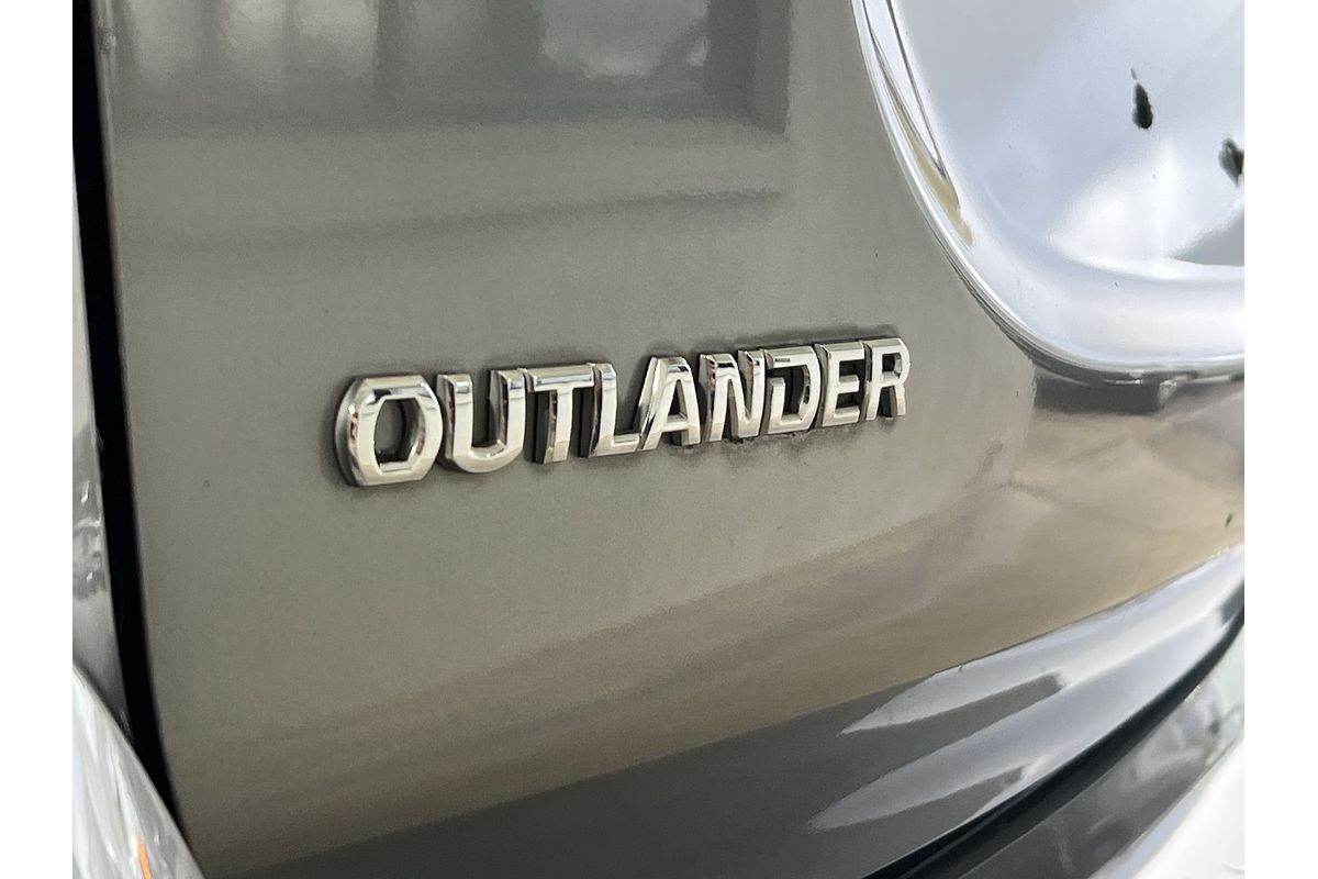 2021 Mitsubishi Outlander LS ZL