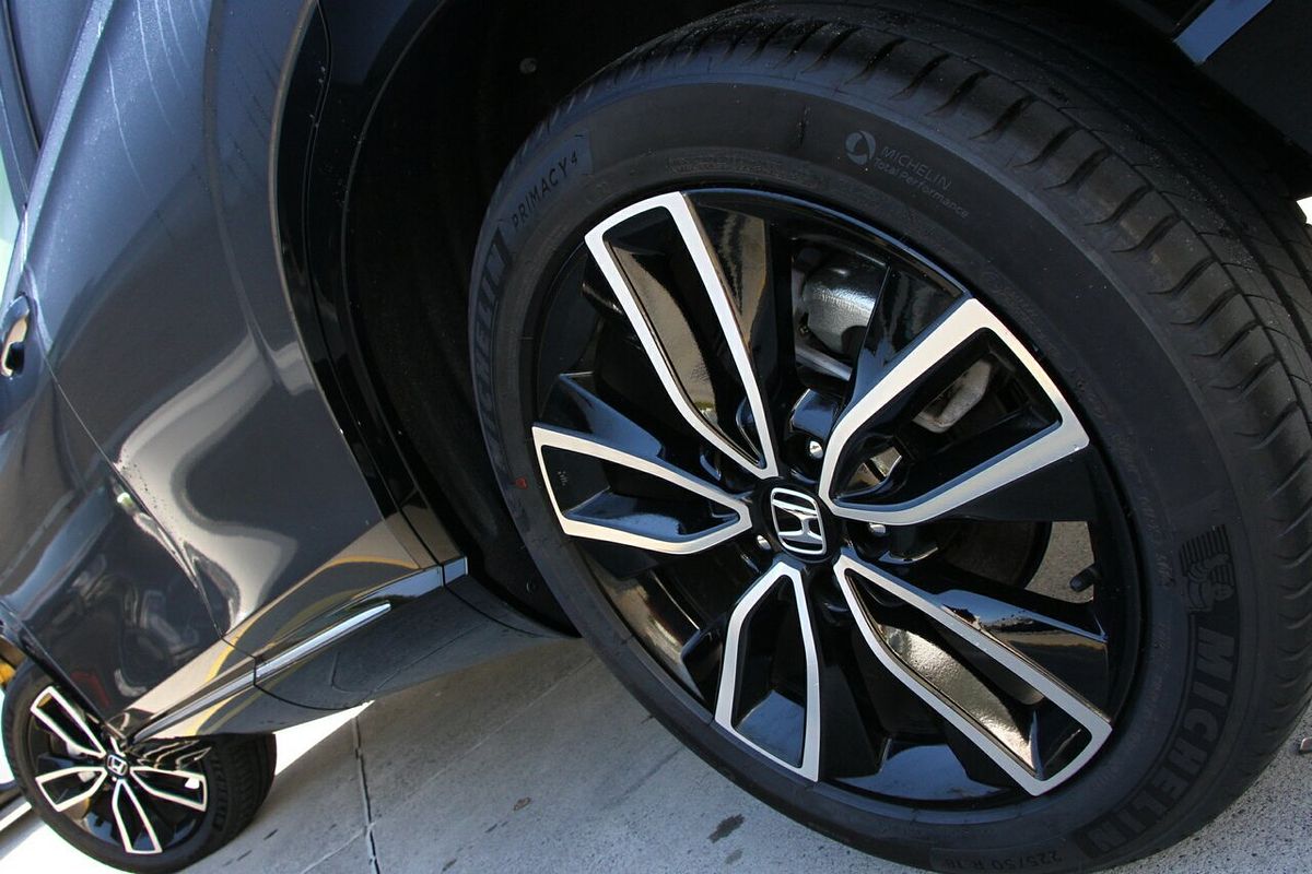 2023 Honda HR-V e:HEV L