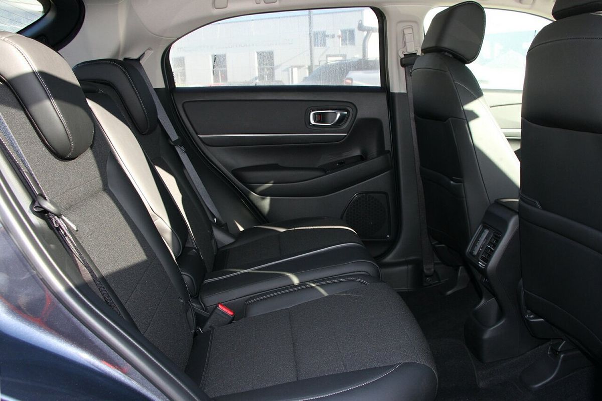 2023 Honda HR-V e:HEV L