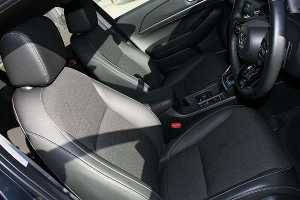 2023 Honda HR-V e:HEV L