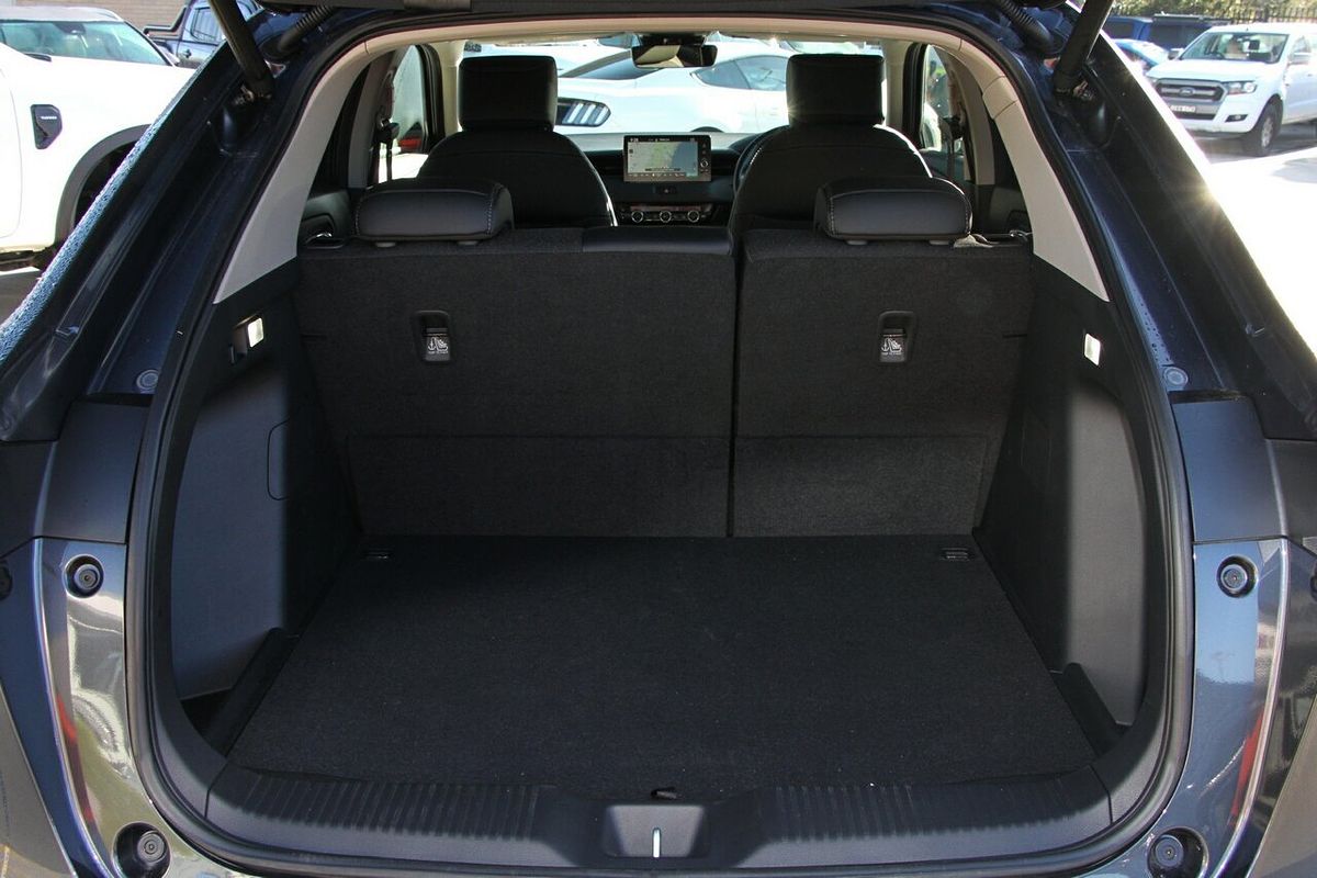 2023 Honda HR-V e:HEV L