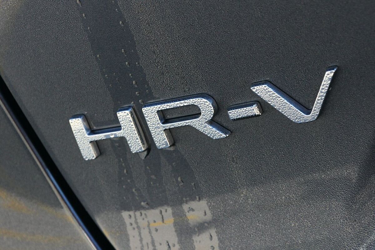 2023 Honda HR-V e:HEV L