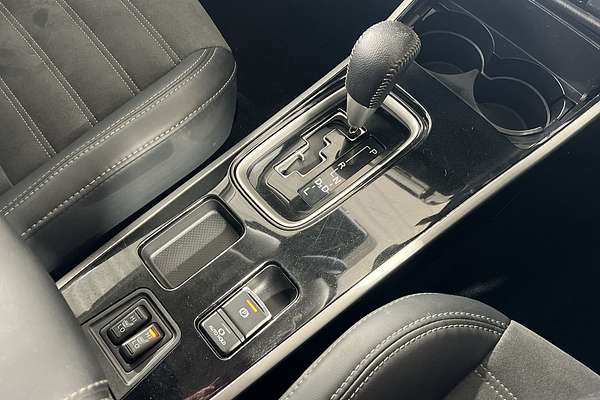 2021 Mitsubishi Outlander LS ZL