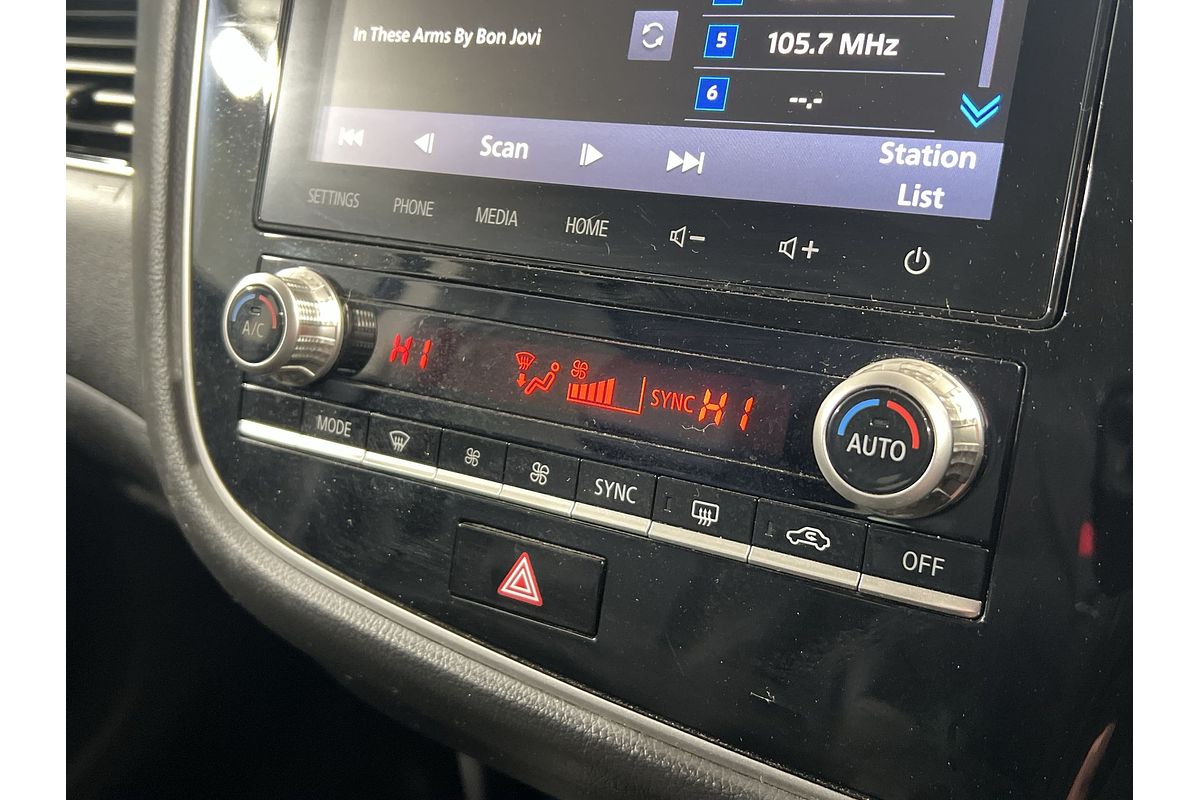 2021 Mitsubishi Outlander LS ZL