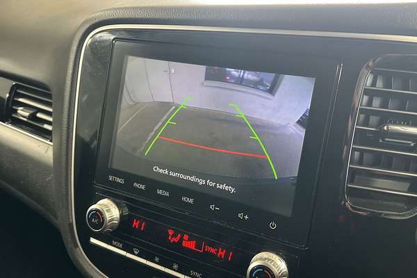 2021 Mitsubishi Outlander LS ZL