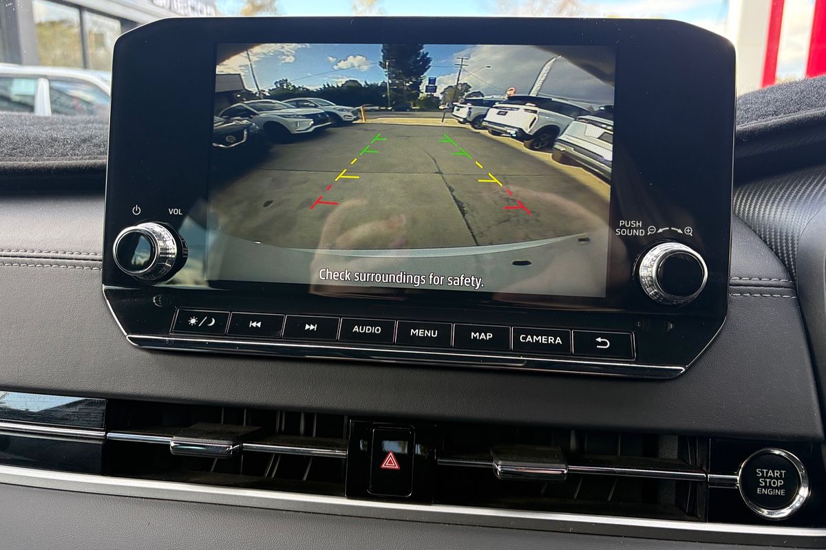 2023 Mitsubishi Outlander LS Black Edition ZM