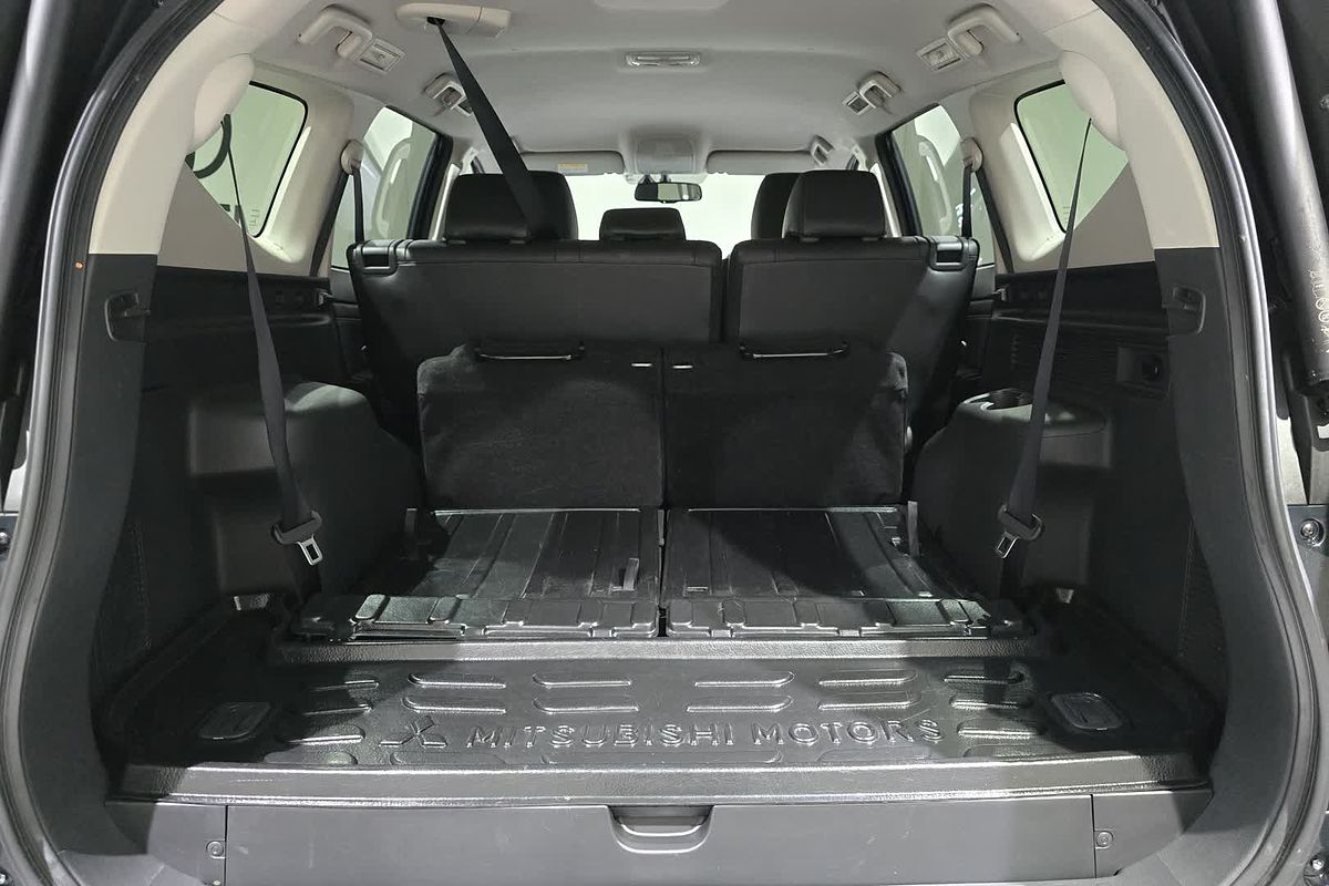2023 Mitsubishi Pajero Sport Exceed QF