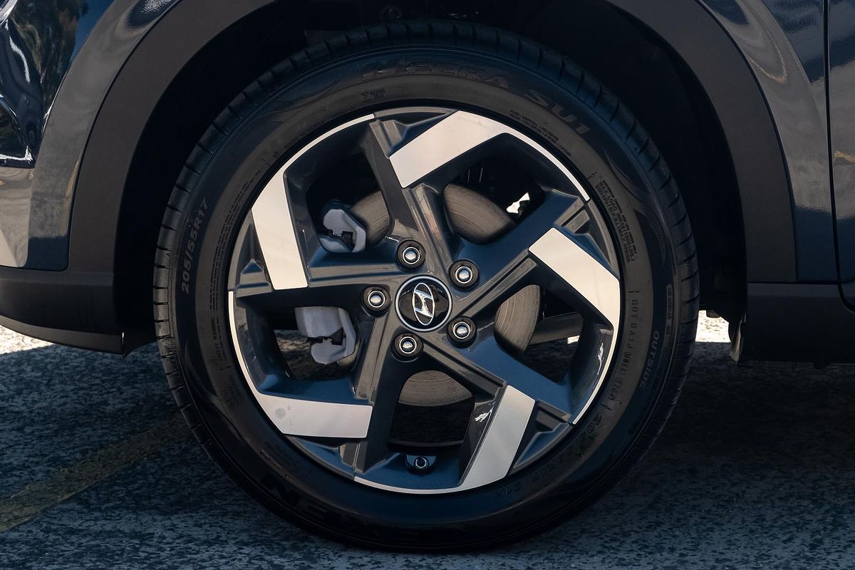 2025 Hyundai Venue Active QX.V5