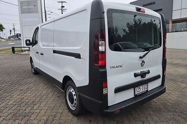 2023 Renault Trafic Pro X82 SWB