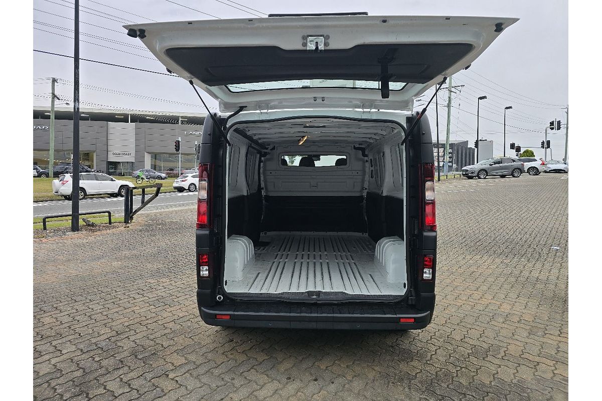 2023 Renault Trafic Pro X82 SWB