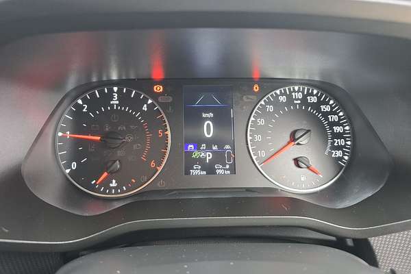 2023 Renault Trafic Pro X82 SWB