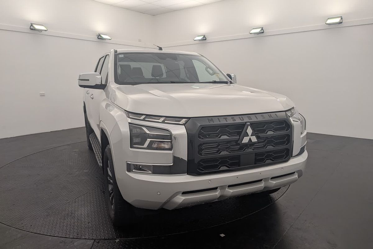 2025 Mitsubishi Triton GLS MV 4X4