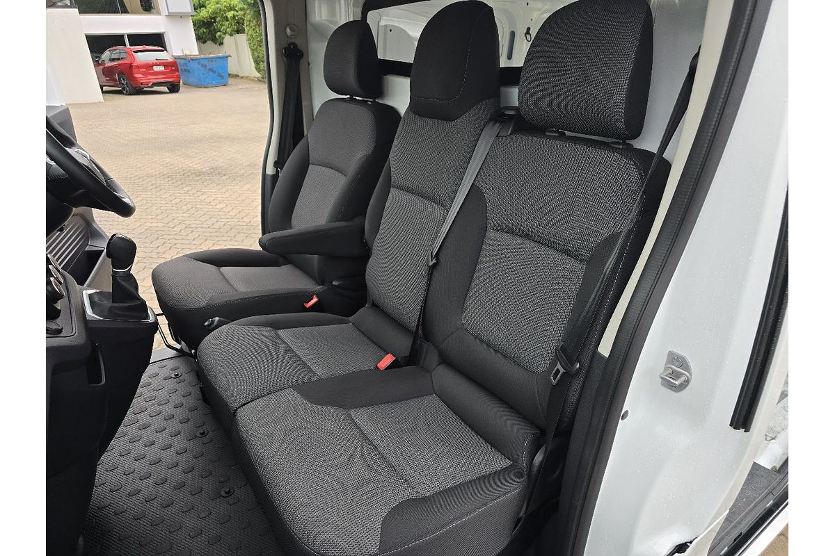 2023 Renault Trafic Pro X82 SWB