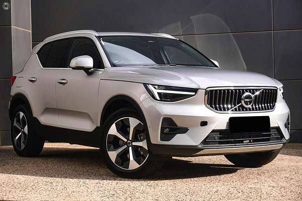 2024 Volvo XC40 Ultra B4 Bright