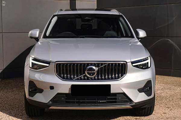 2024 Volvo XC40 Ultra B4 Bright