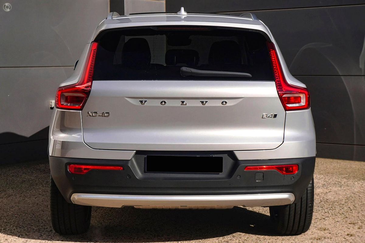2024 Volvo XC40 Ultra B4 Bright