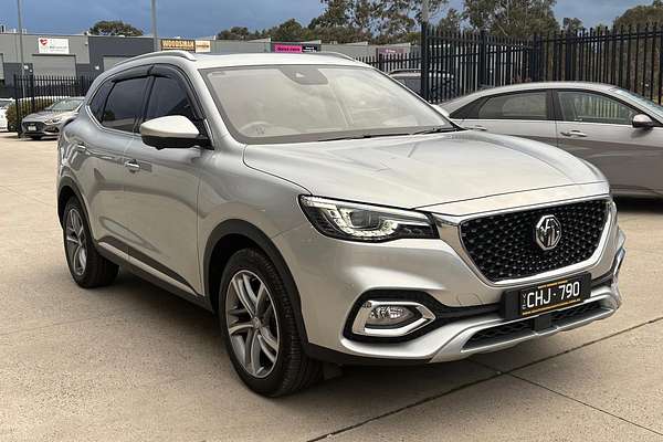 2022 MG HS Essence SAS23
