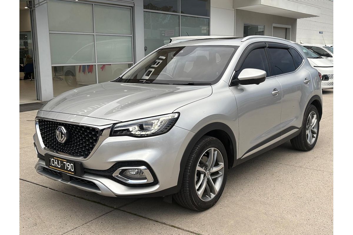 2022 MG HS Essence SAS23
