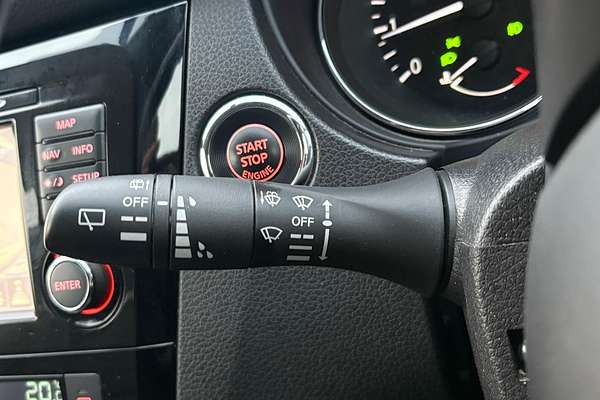 2017 Nissan X-TRAIL ST-L T32 Series II