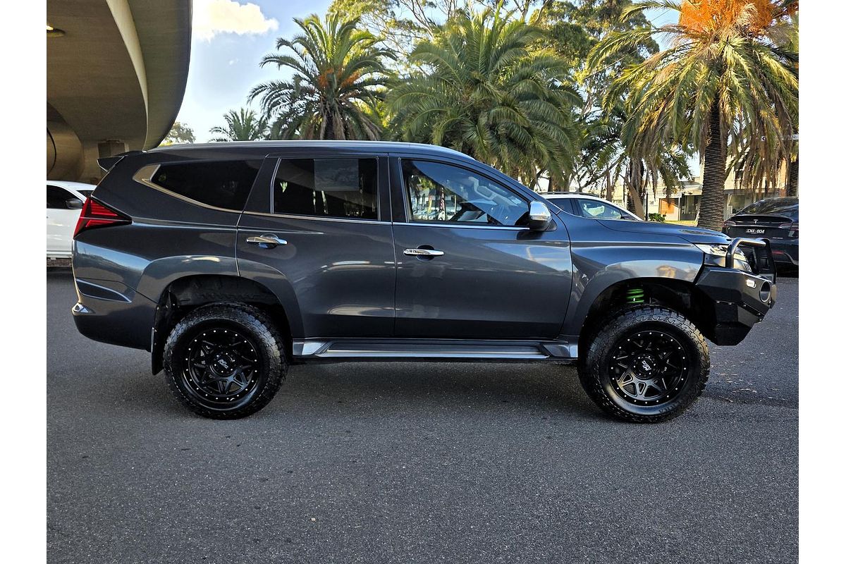 2022 Mitsubishi Pajero Sport GLS QF