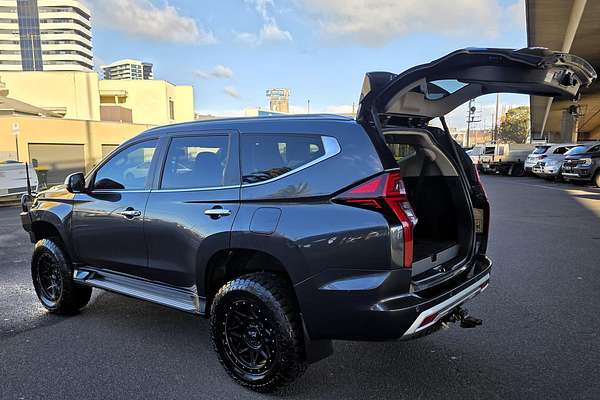 2022 Mitsubishi Pajero Sport GLS QF