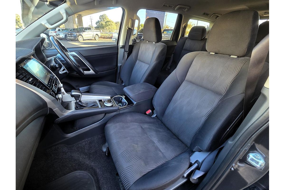 2022 Mitsubishi Pajero Sport GLS QF