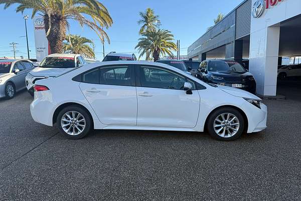 2021 Toyota Corolla Ascent Sport MZEA12R