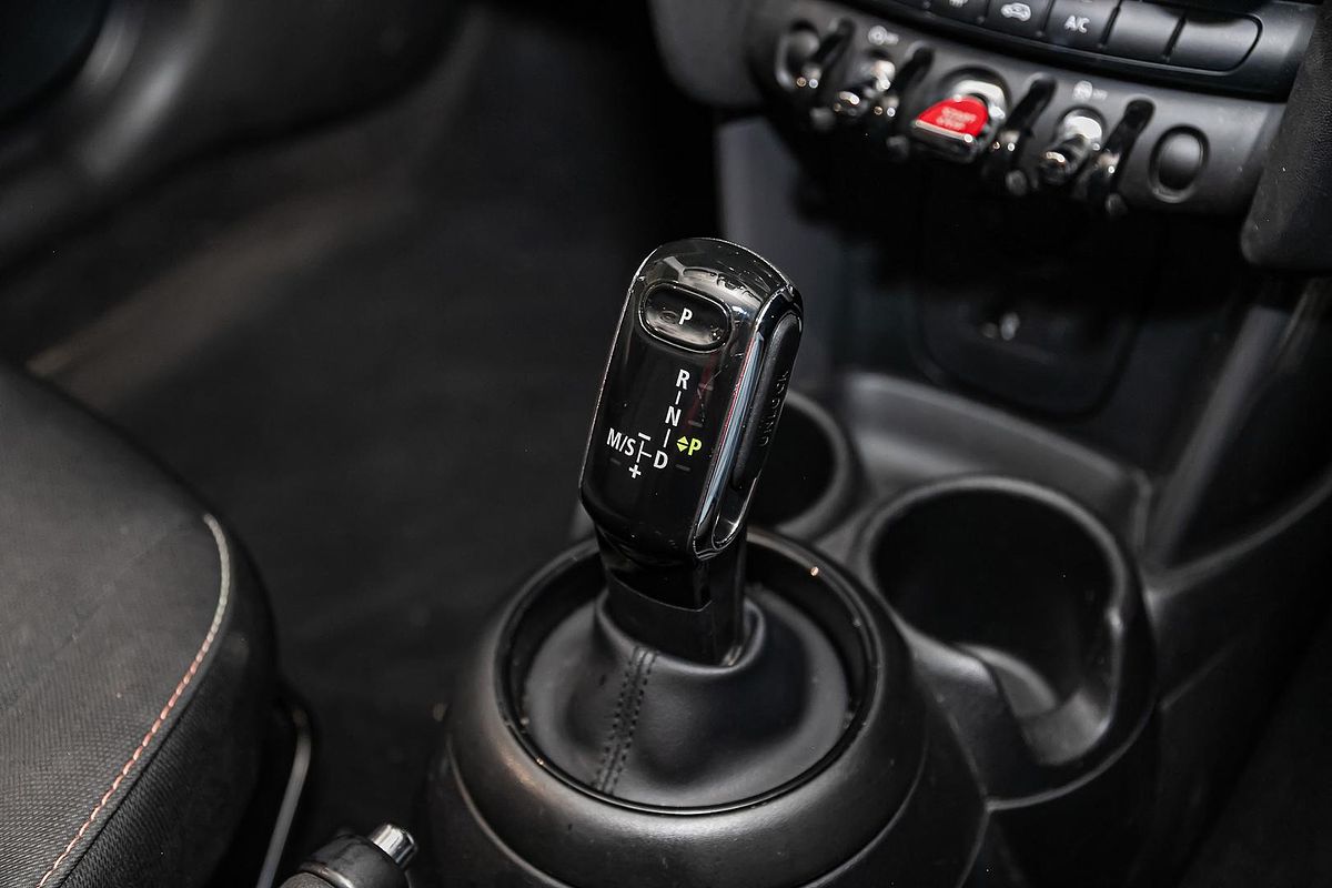 2019 MINI Hatch Cooper F56 LCI