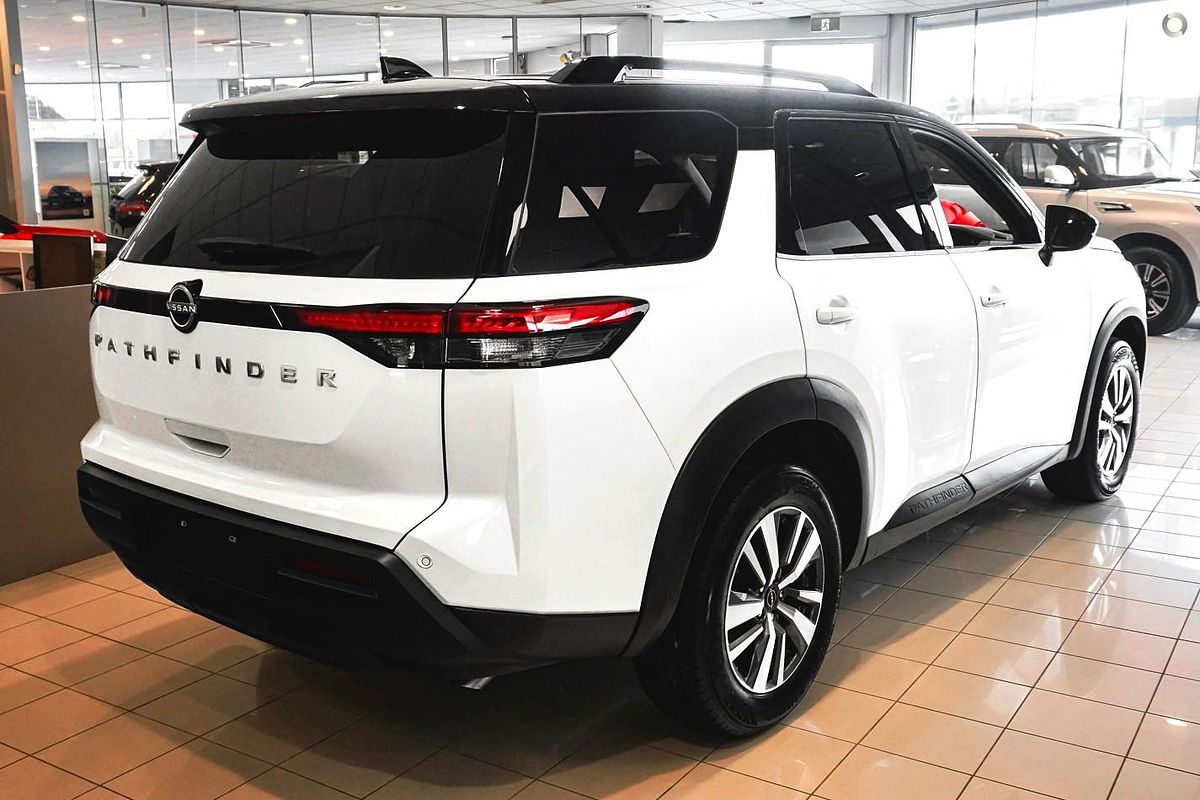 2024 Nissan Pathfinder Ti R53