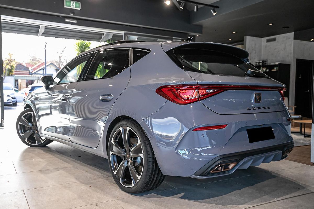 2024 CUPRA Leon VZe KL
