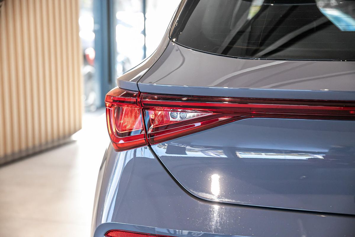 2024 CUPRA Leon VZe KL