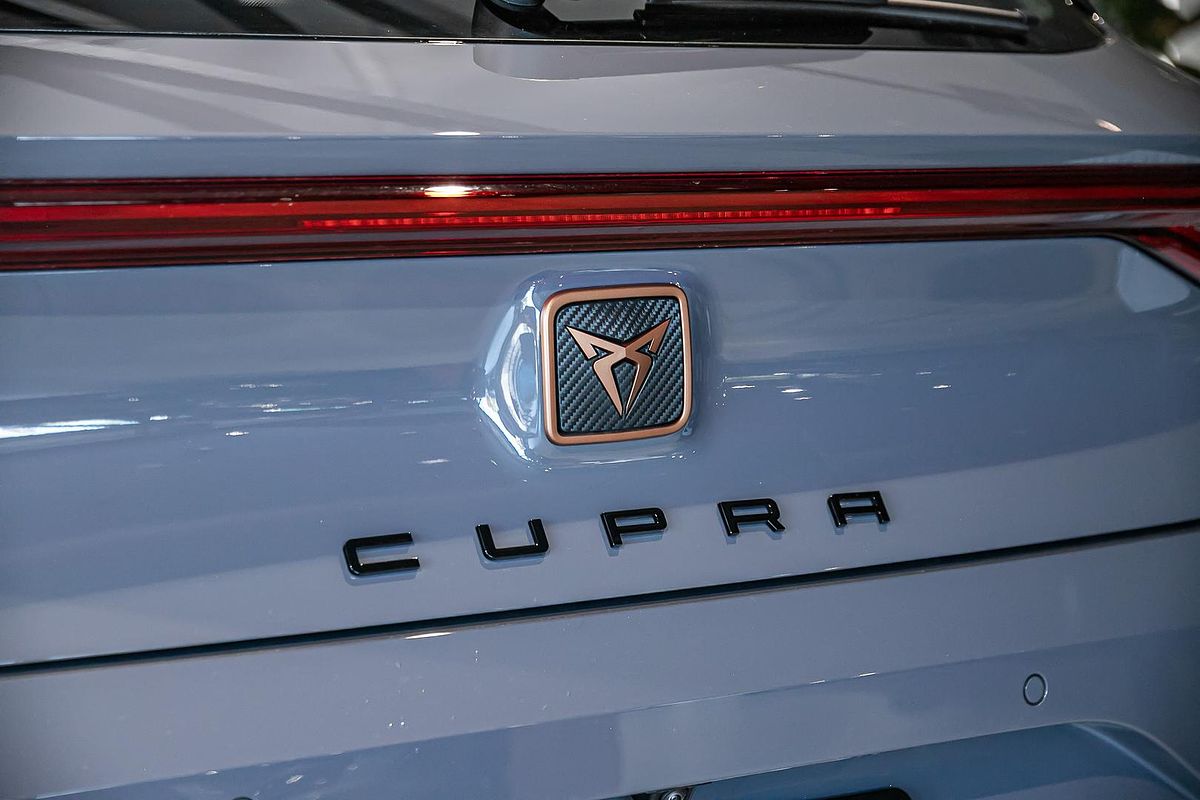 2024 CUPRA Leon VZe KL