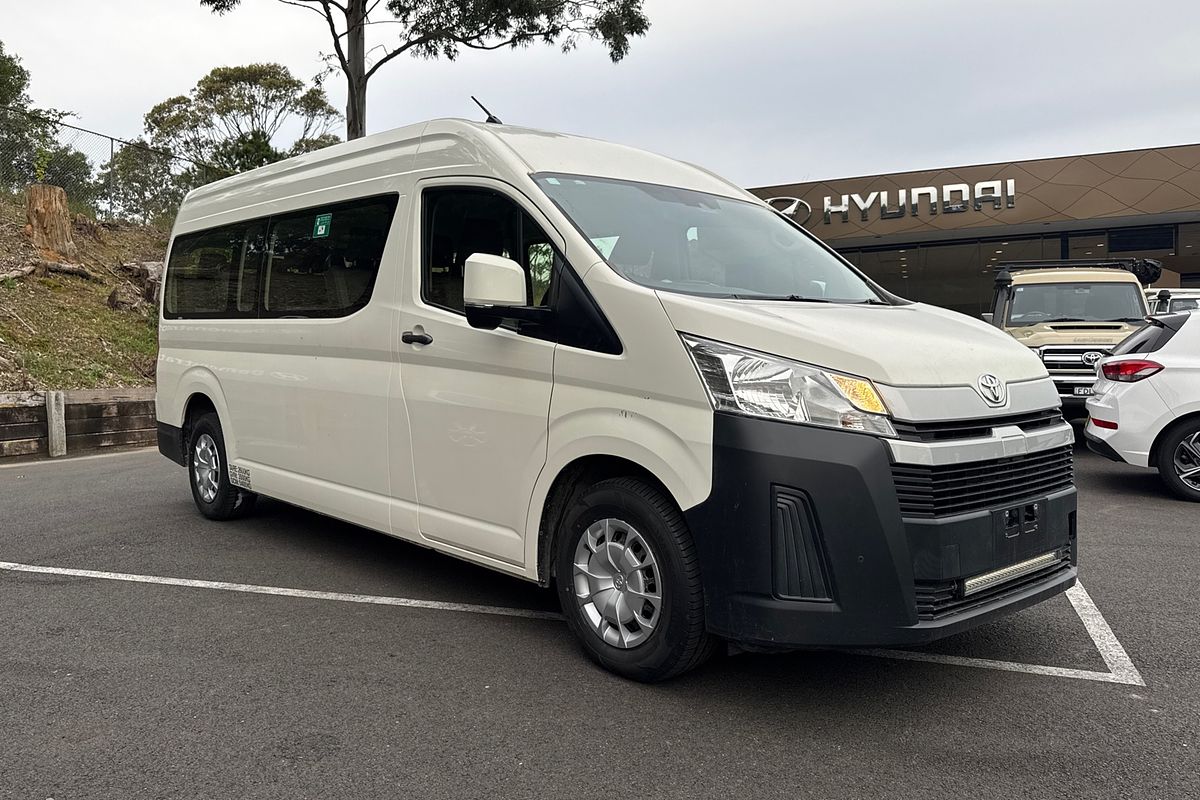 2021 Toyota Hiace Commuter GDH322R