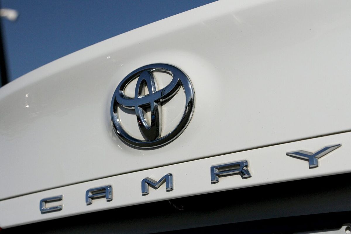 2018 Toyota Camry Ascent Sport ASV70R