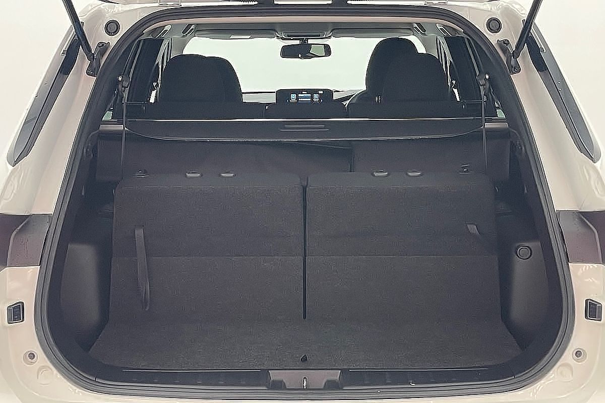 2024 Mitsubishi Outlander LS ZM