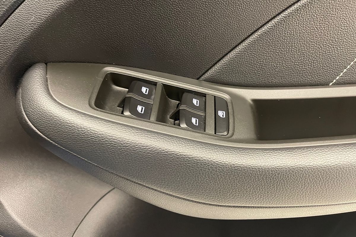 2020 MG ZS Essence AZS1