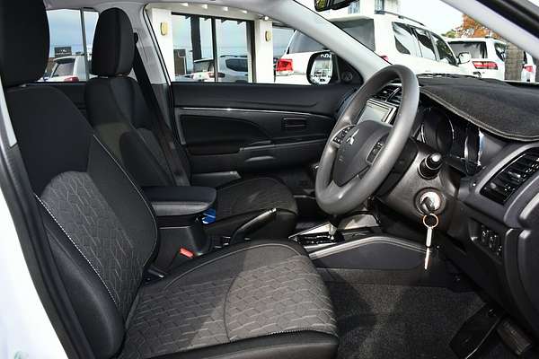 2024 Mitsubishi ASX ES XD