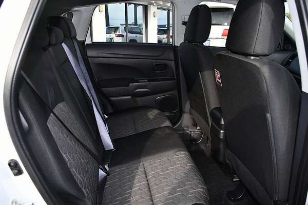 2024 Mitsubishi ASX ES XD