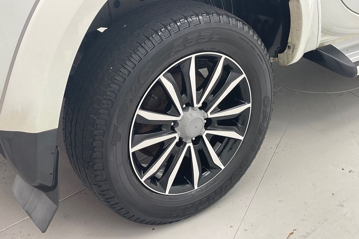 2014 Mitsubishi Triton GLX MN 4X4