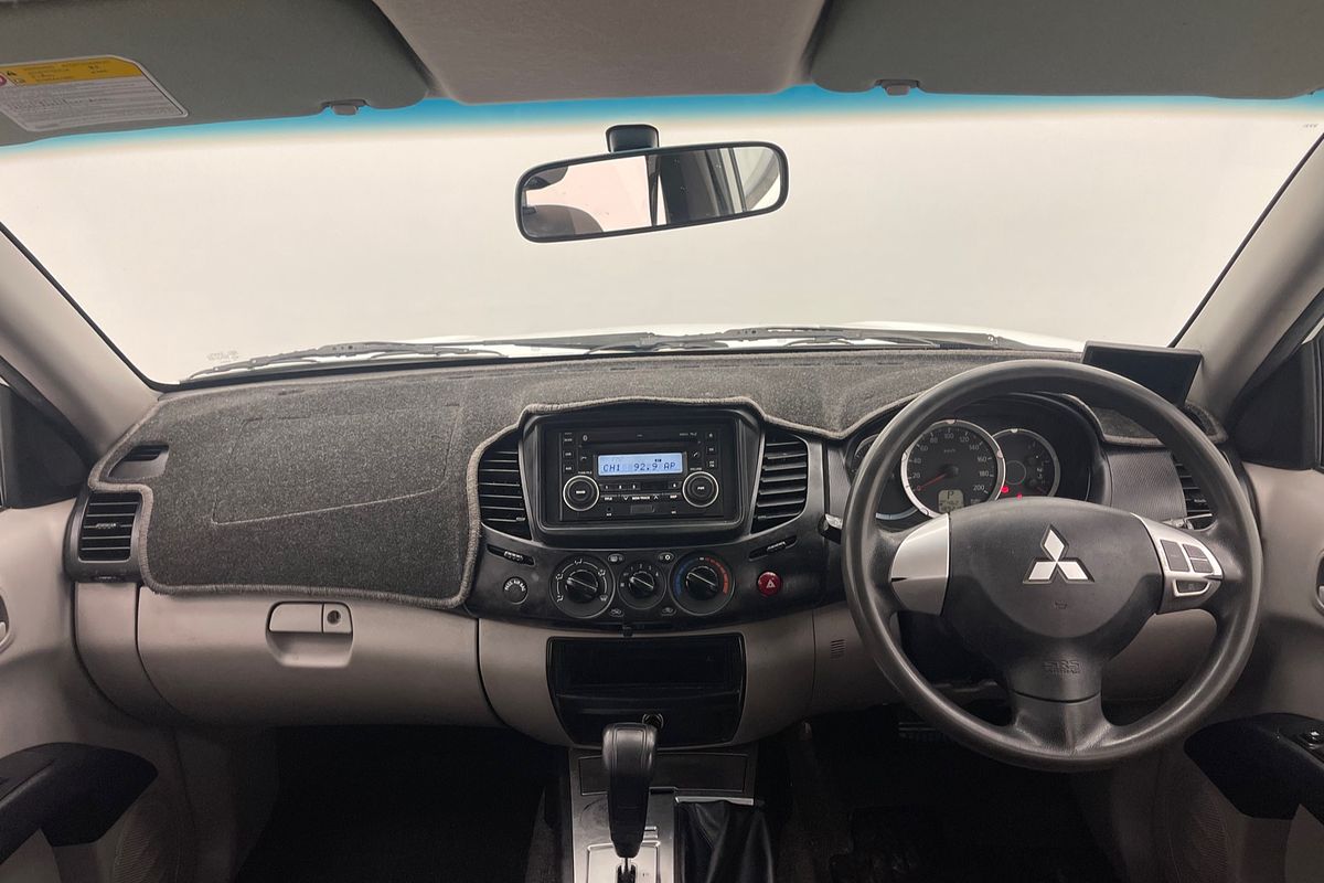 2014 Mitsubishi Triton GLX MN 4X4