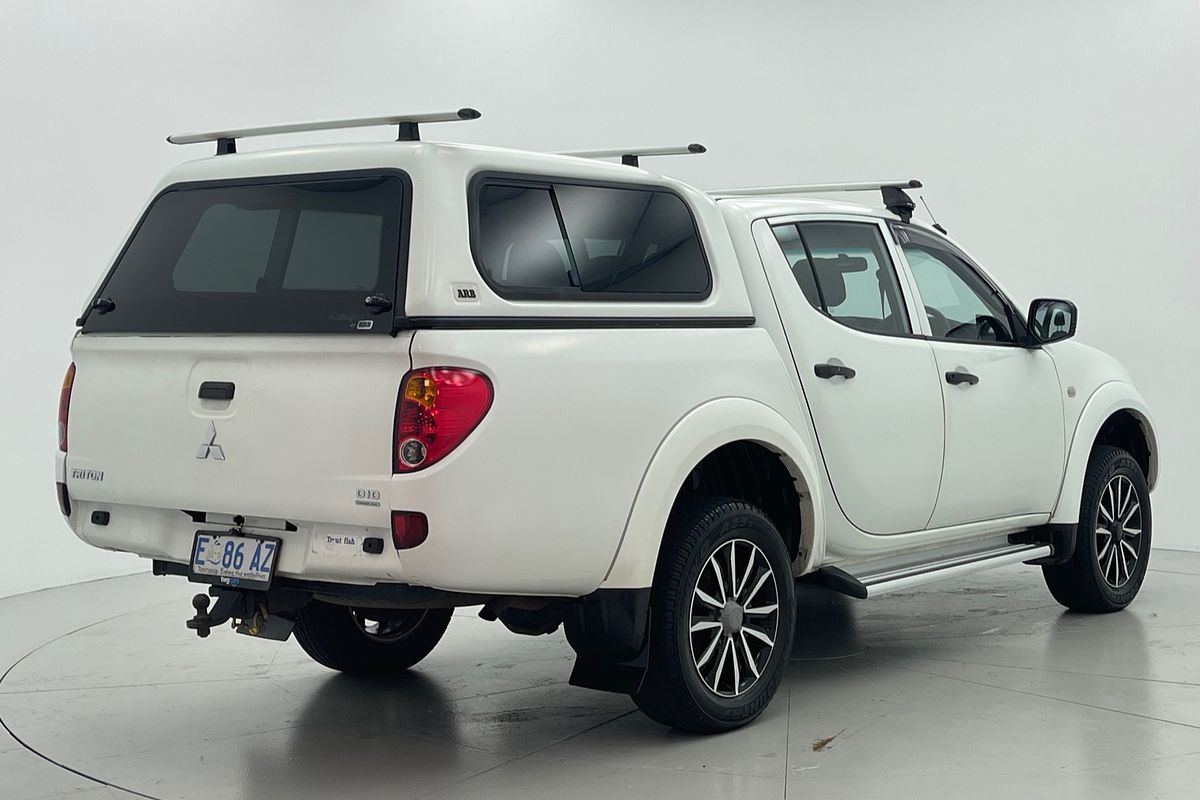 2014 Mitsubishi Triton GLX MN 4X4