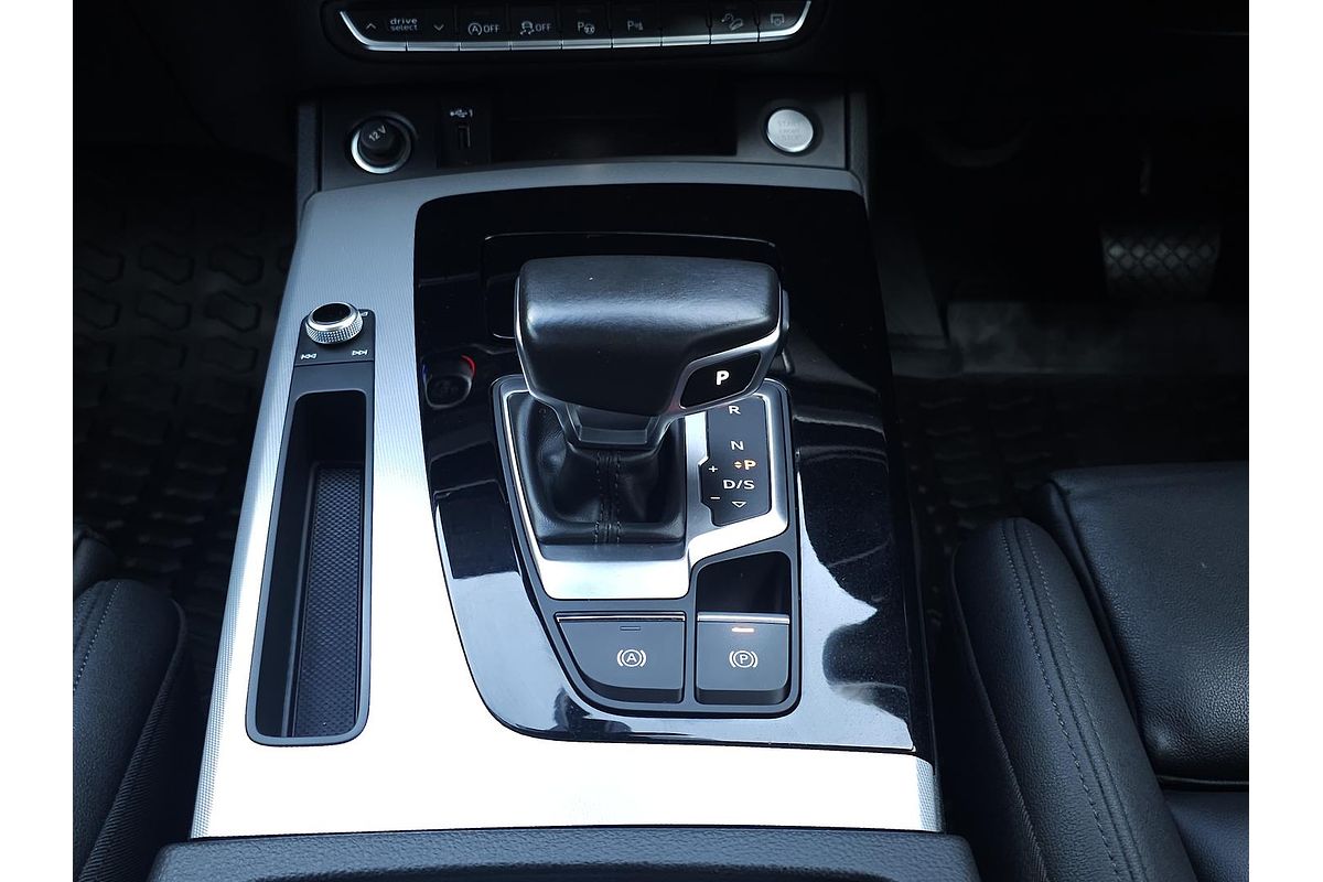 2021 Audi Q5 40 TDI S line FY