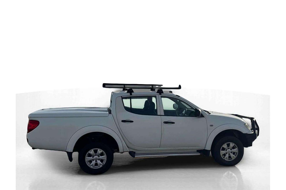 2014 Mitsubishi Triton GLX MN 4X4