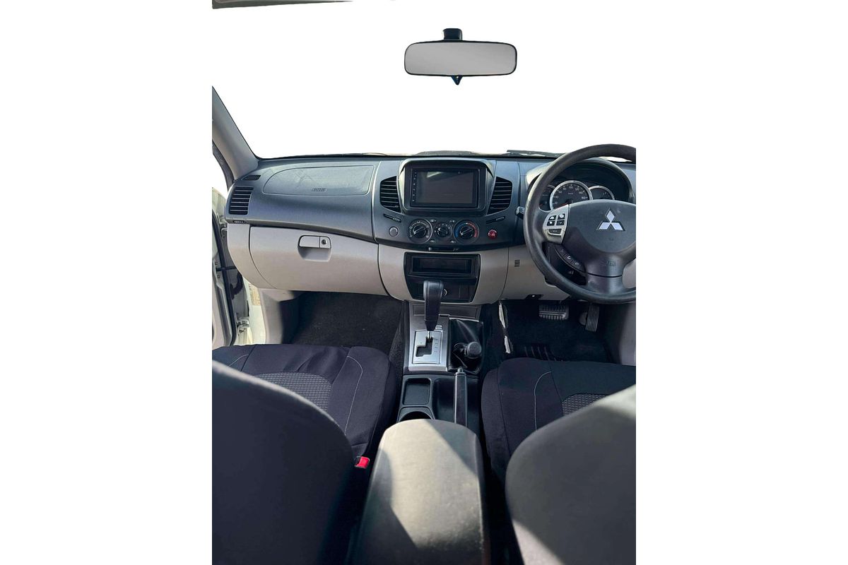 2014 Mitsubishi Triton GLX MN 4X4
